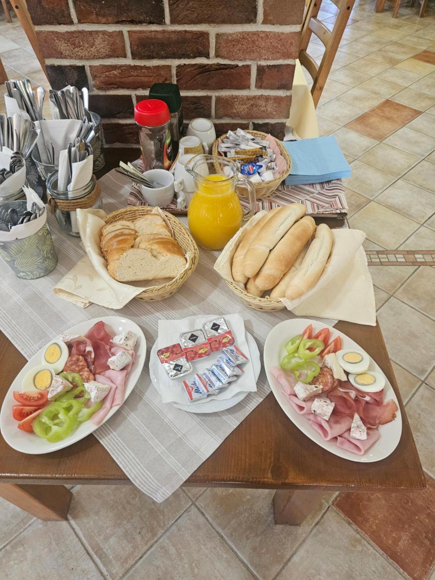 St. Florian Restaurant & Pension Vrakun Ngoại thất bức ảnh